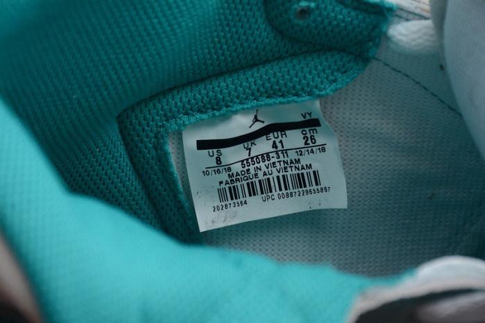 Air Jordan 1 Turbo Green 555088-311 - Image 9