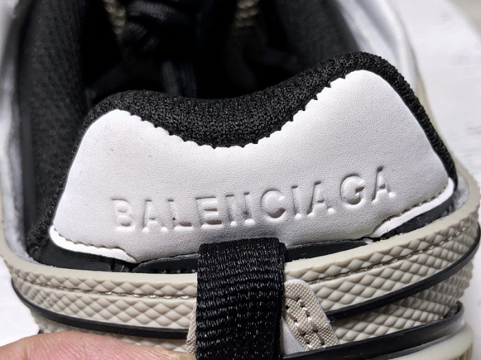 Balenciaga Sneaker TRACK Tess.s.Gomma 4.0 4000007 - Image 12