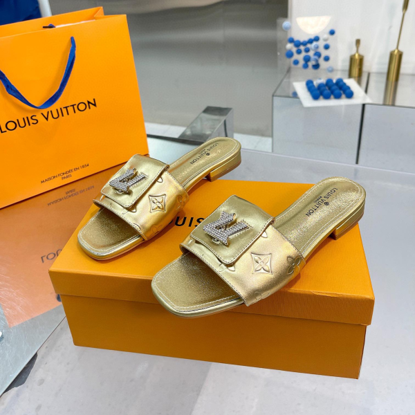 LV Comfortable Leather Flip-fFops  Slide Sandal