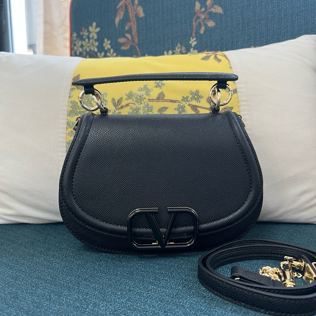Valentino VLogo Grainy Flap Tote - Image 3