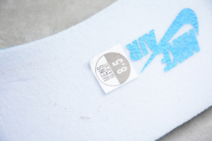 Air Jordan 1 Retro High OG UNC 555088-117 - Image 15