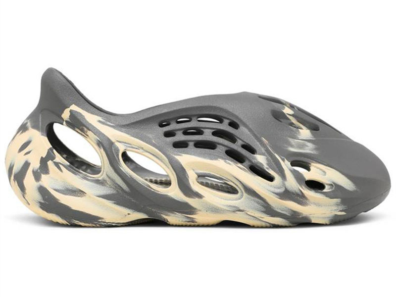 Yeezy Foam Runner MXT Moon Grey GV7904 - Image 1
