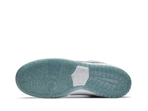 Sean Cliver x Dunk SB Low Pro QS “ Holiday Special"
