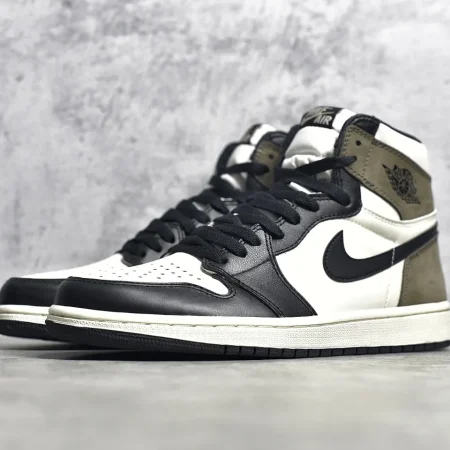 Jordan 1 Retro OG Dark Mocha - Image 3