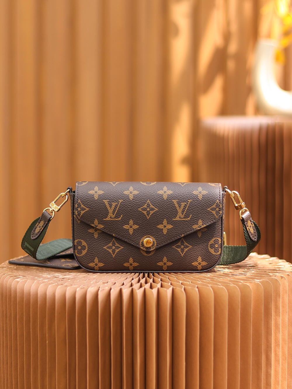 Multi Pochette Felicie Strap Go M80091 - Image 1