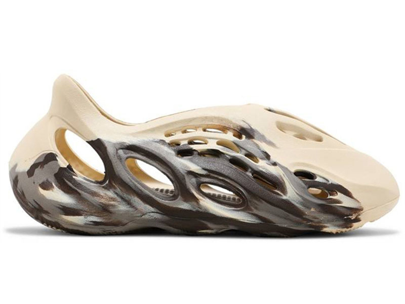 Yeezy Foam Runner MX Cream Clay GX8774 - Image 1