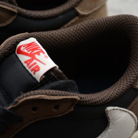 Travis Scott Air Jordan 1 Low Dark Mocha CQ4277-001 - Image 9