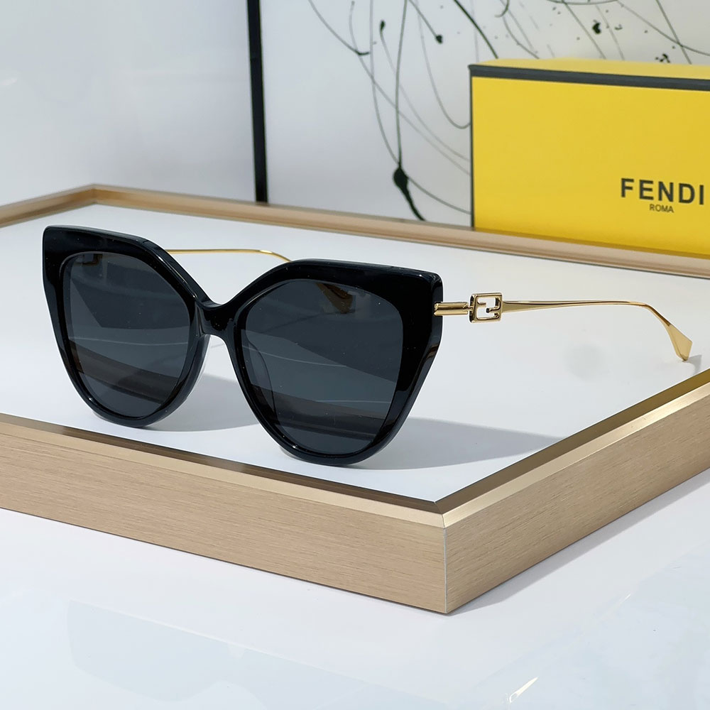 Fendi  Thin-framed Sheet Metal on The Sides Sunglasses Top quality - Image 3