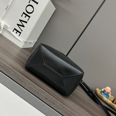 Loewe Puzzle Fold Tote in shiny calfskin Mini Black - Image 3