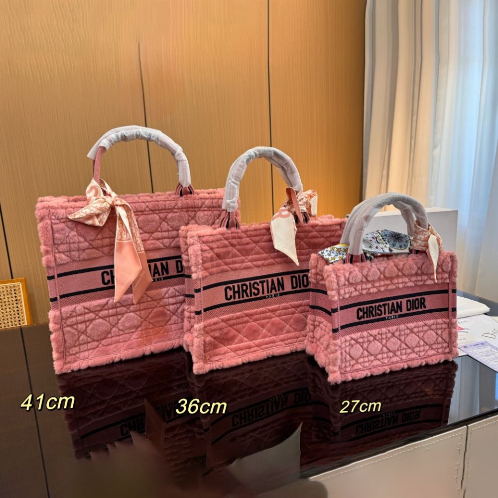 Dior Shearling Book Tote Medium Large Size - Image 5