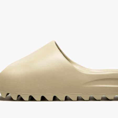Yeezys Slide “ Pure"