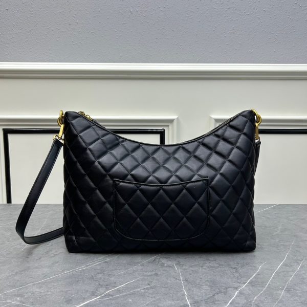 Chanel Hobo Calf Leather Shoulder Bag Handbag