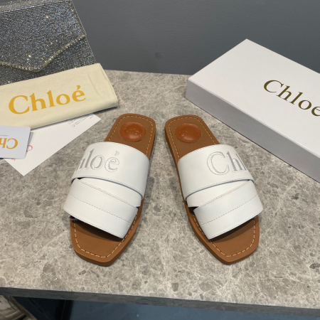 Chloe Leather Logo Embroidery Shoes Sandal - Image 8