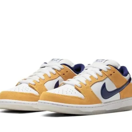 Dunk SB Low Pro “ Laser Orange" - Image 3