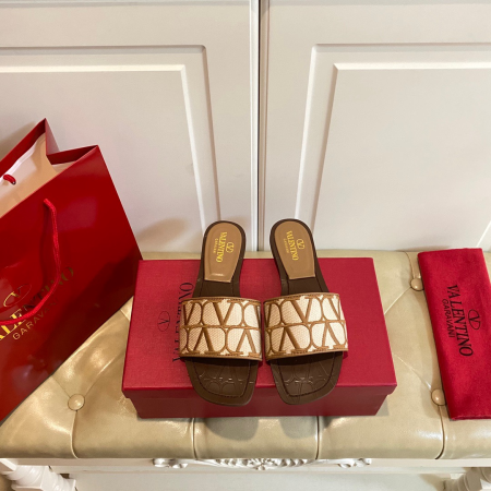 Valentino Everything Fits Comfortably Slide Sandal - Image 5