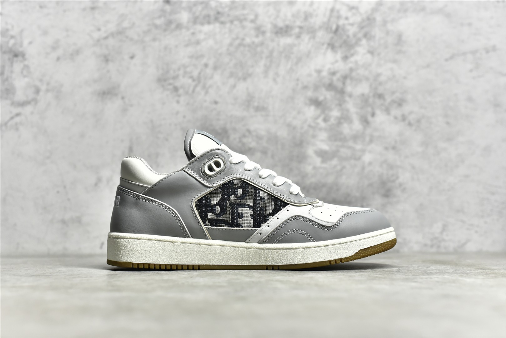 Dior B27 Sneakers Low-Top Gray (AA Version) - Image 4