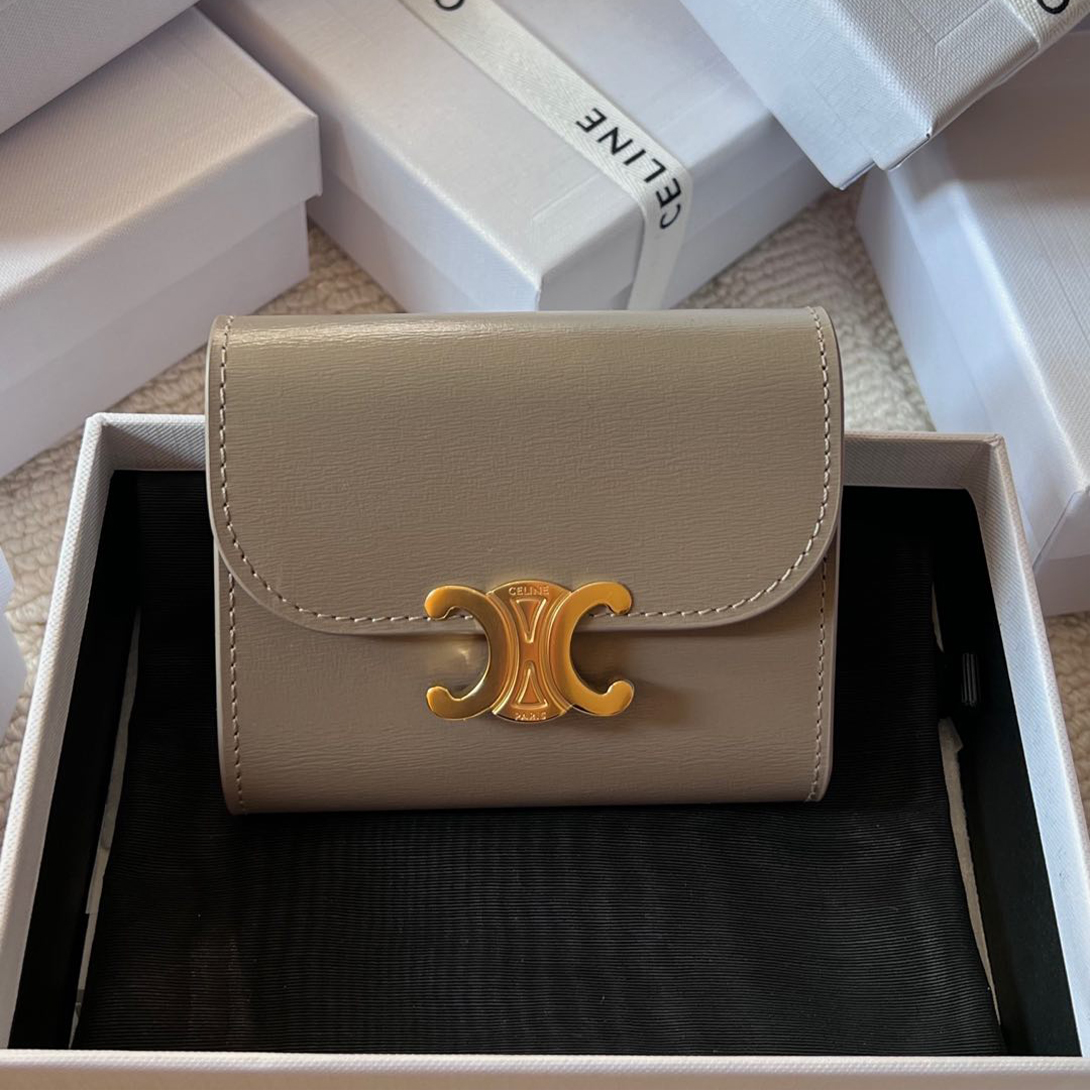 Celine Triomphe Wallet - Image 5