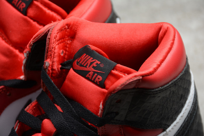 Air Jordan 1 Satin Black Toe CD0461-016 - Image 15