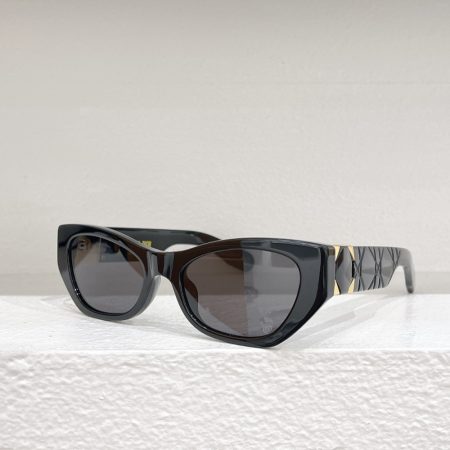 Dior Outdoor Casual Oval Sunglasses Top Quality - Image 3
