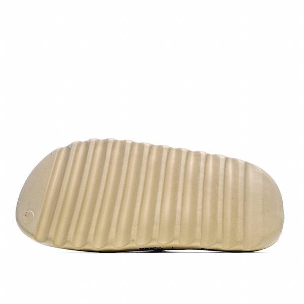 Yeezy Slides Kaws FW6355