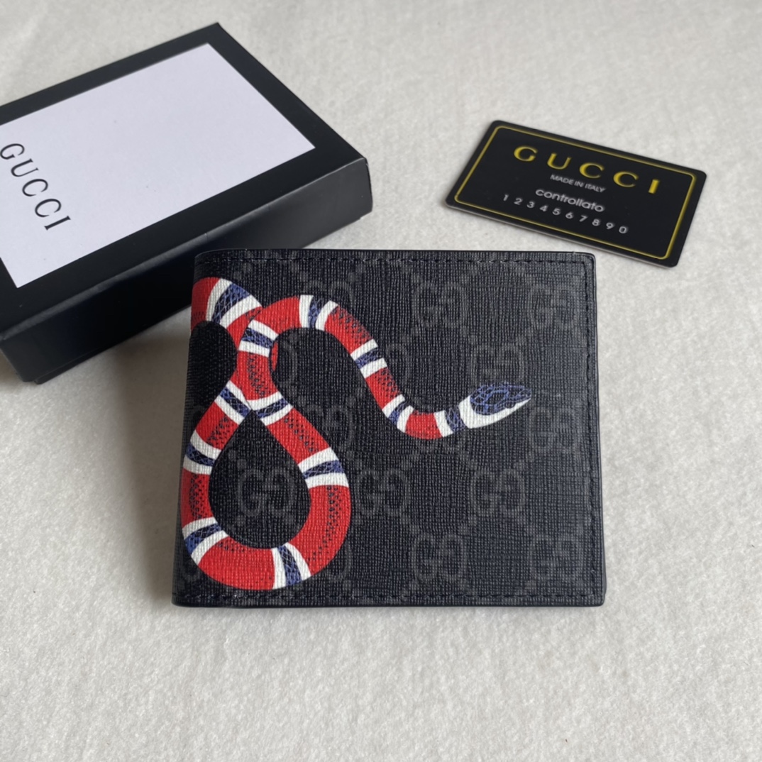 Gucci Unisex GG Supreme Printed Short Wallet - Image 8