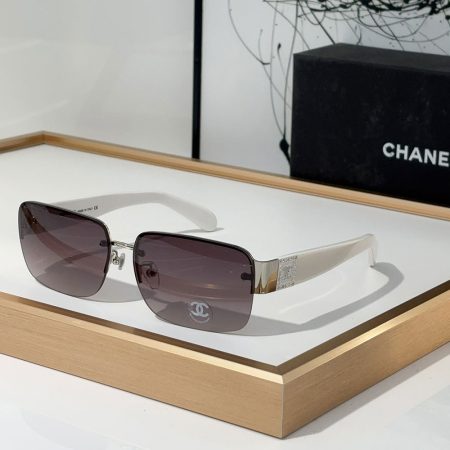 Chanel  Half frame Sunglasses Top quality - Image 3