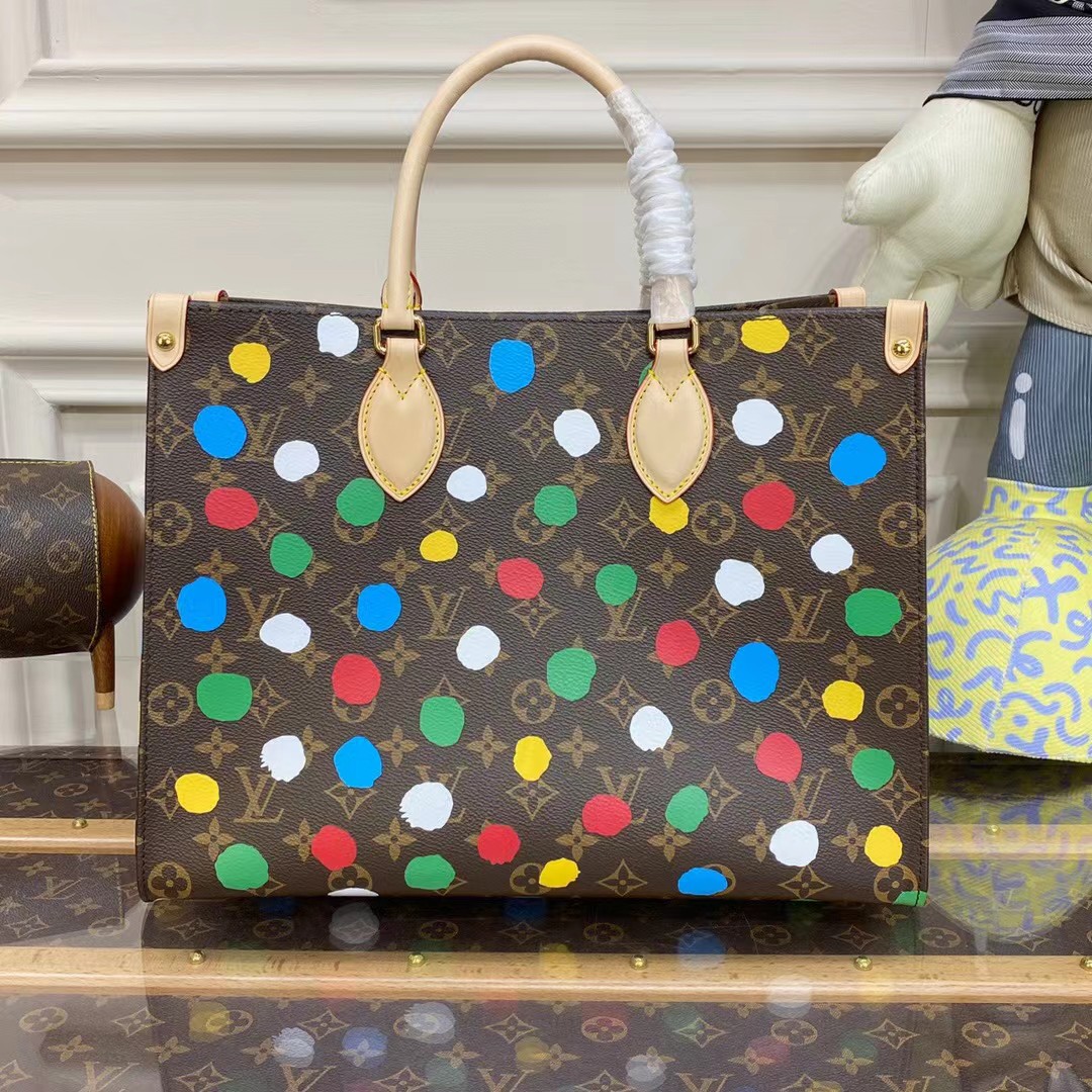 LV YK Onthego MM Bag - Image 1