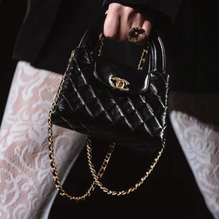 Chanel 23K Kelly Chain Handle  Handbag - Image 2