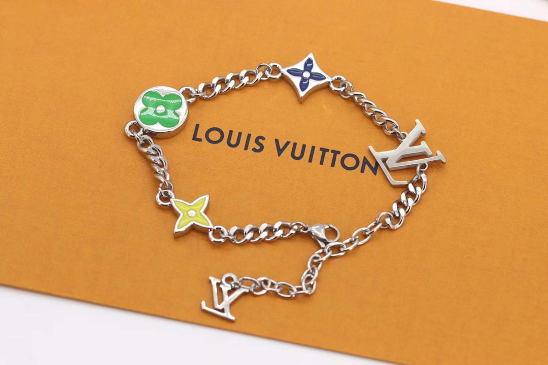 LV Sunrise Flower bracelet - Image 4