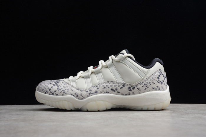 Air Jordan 11 Low Snakeskin Light Bone CD6846-002 - Image 2