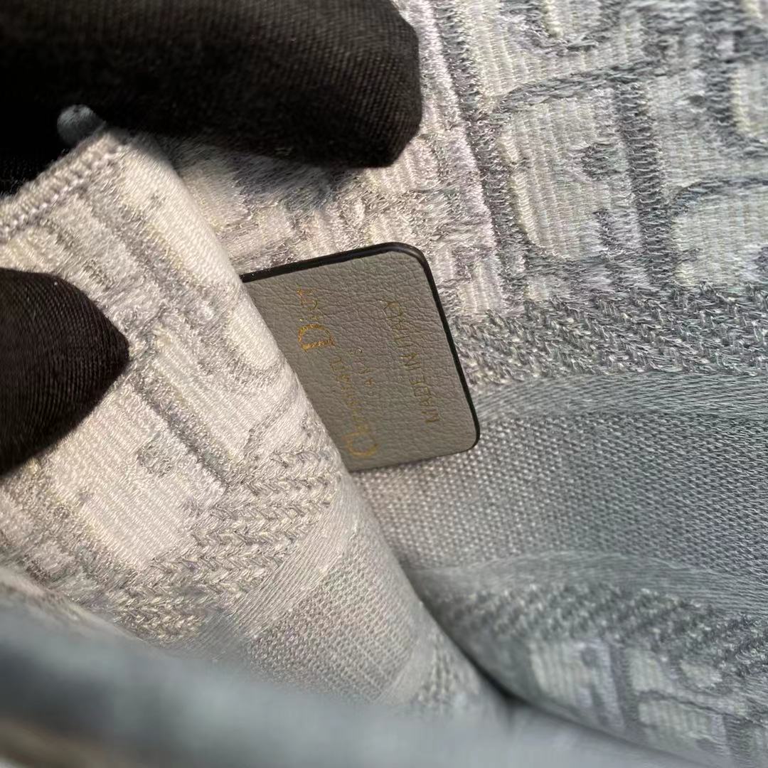 Dior Book Tote Small Gray Dior Oblique Embroidery - Image 6