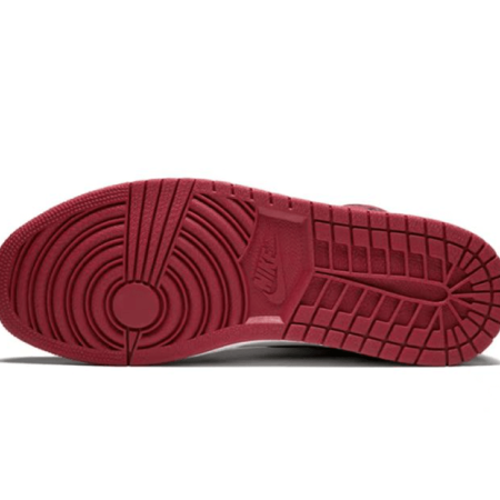 Jordan 1 Retro Chicago - Image 4