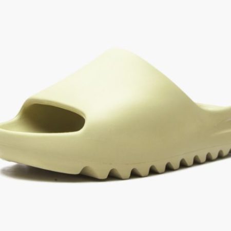 Yeezys Slide “ Desert Sand" - Image 4