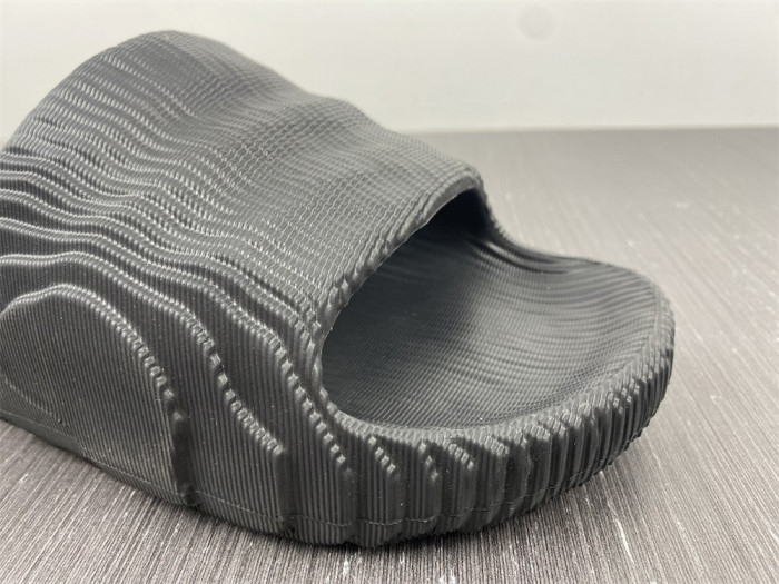 Yeezy Slide new collection 5 - Image 7