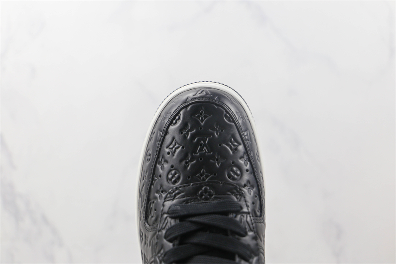 LV x Nike Air Force 1'07 LV8 Low Black/white/LV Monogram - Image 4