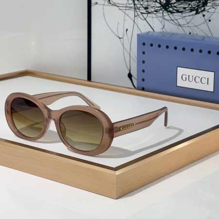 Gucci  Stylish  sunglasses Top quality - Image 1