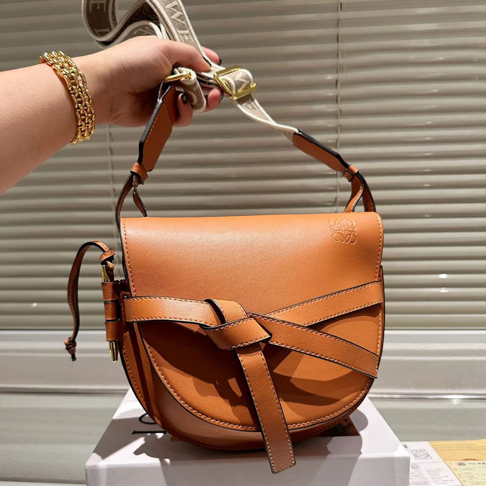 Loewe Gate Shoulder Bag Small - Image 7