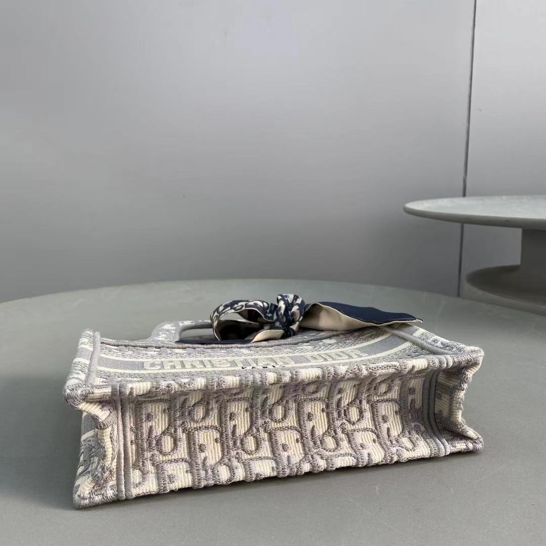 Dior Book Tote Small Gray Dior Oblique Embroidery - Image 8