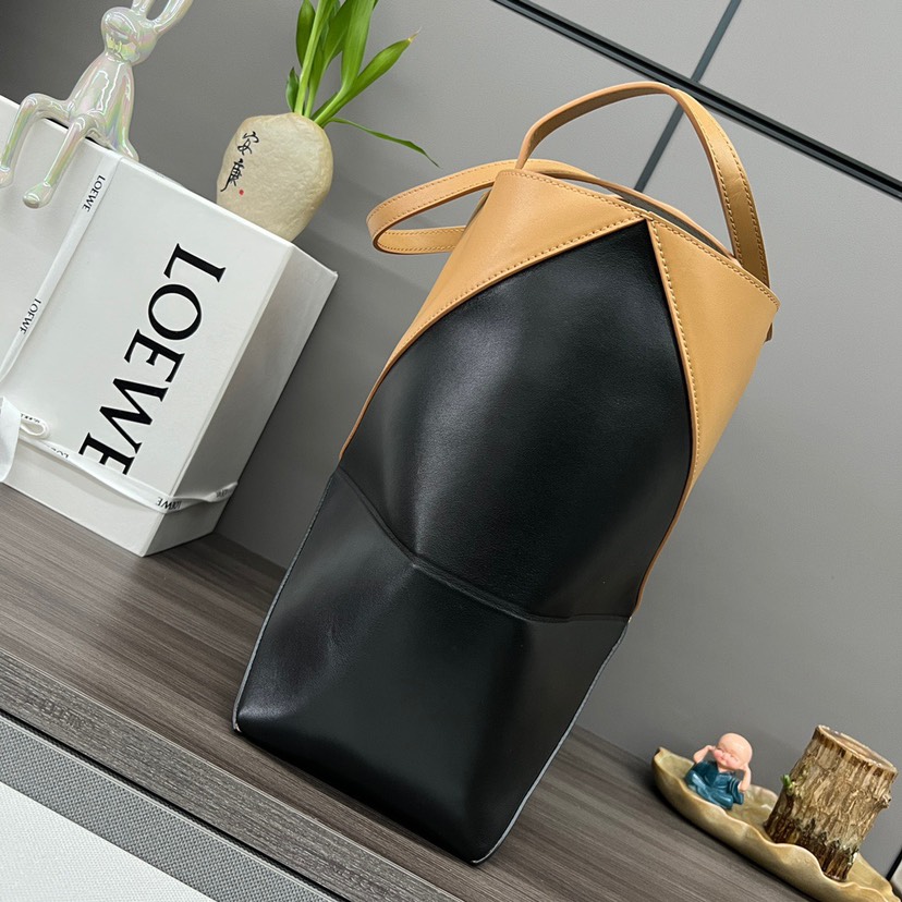 Loewe Puzzle Fold Tote in shiny calfskin Medium Color-Block - Image 2