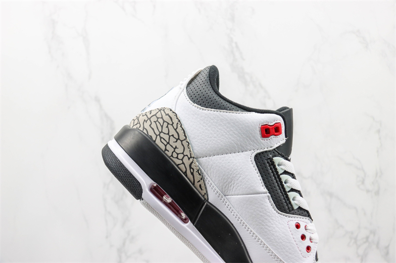 Air Jordan 3 Retro 136064-123 - Image 2