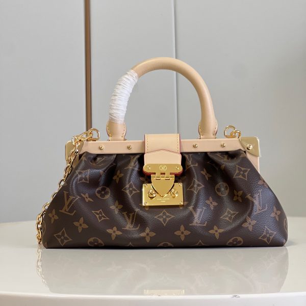 Monogram Clutch M46544