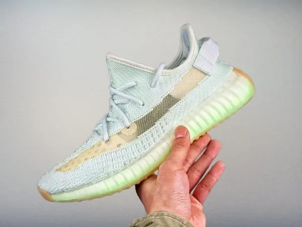 Yeezy350 Boost V2 “ Hyperspace"
