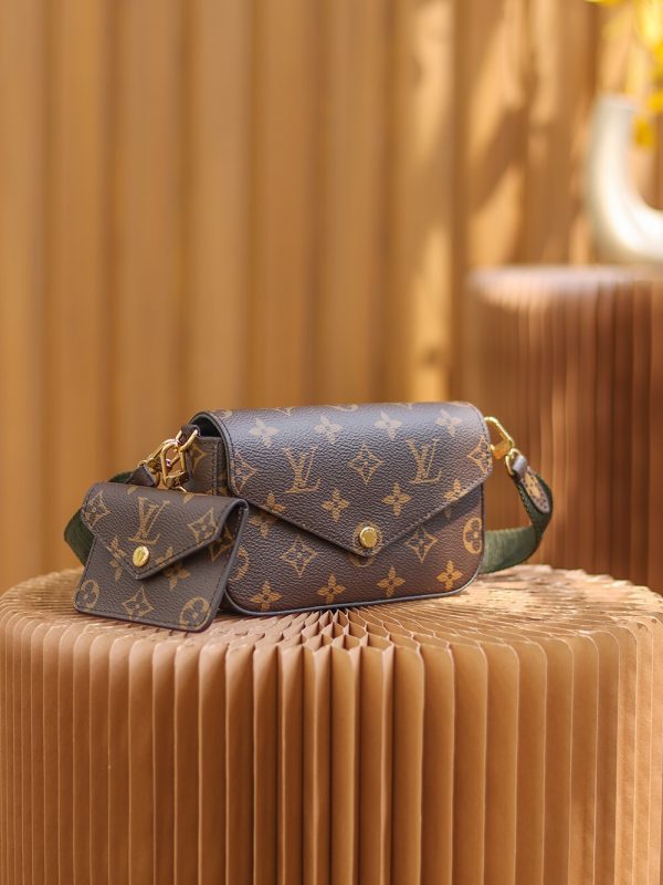 Multi Pochette Felicie Strap Go M80091