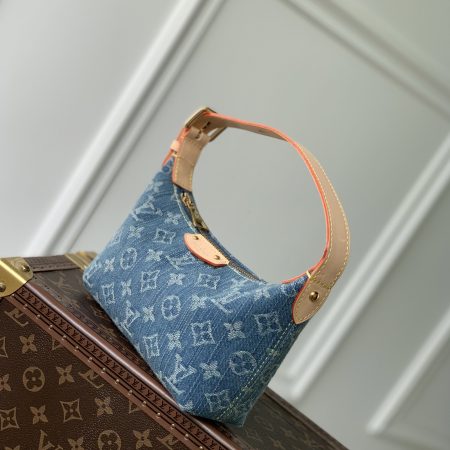 LV HILLS POCHETTE Denim Handbag M82949 - Image 4
