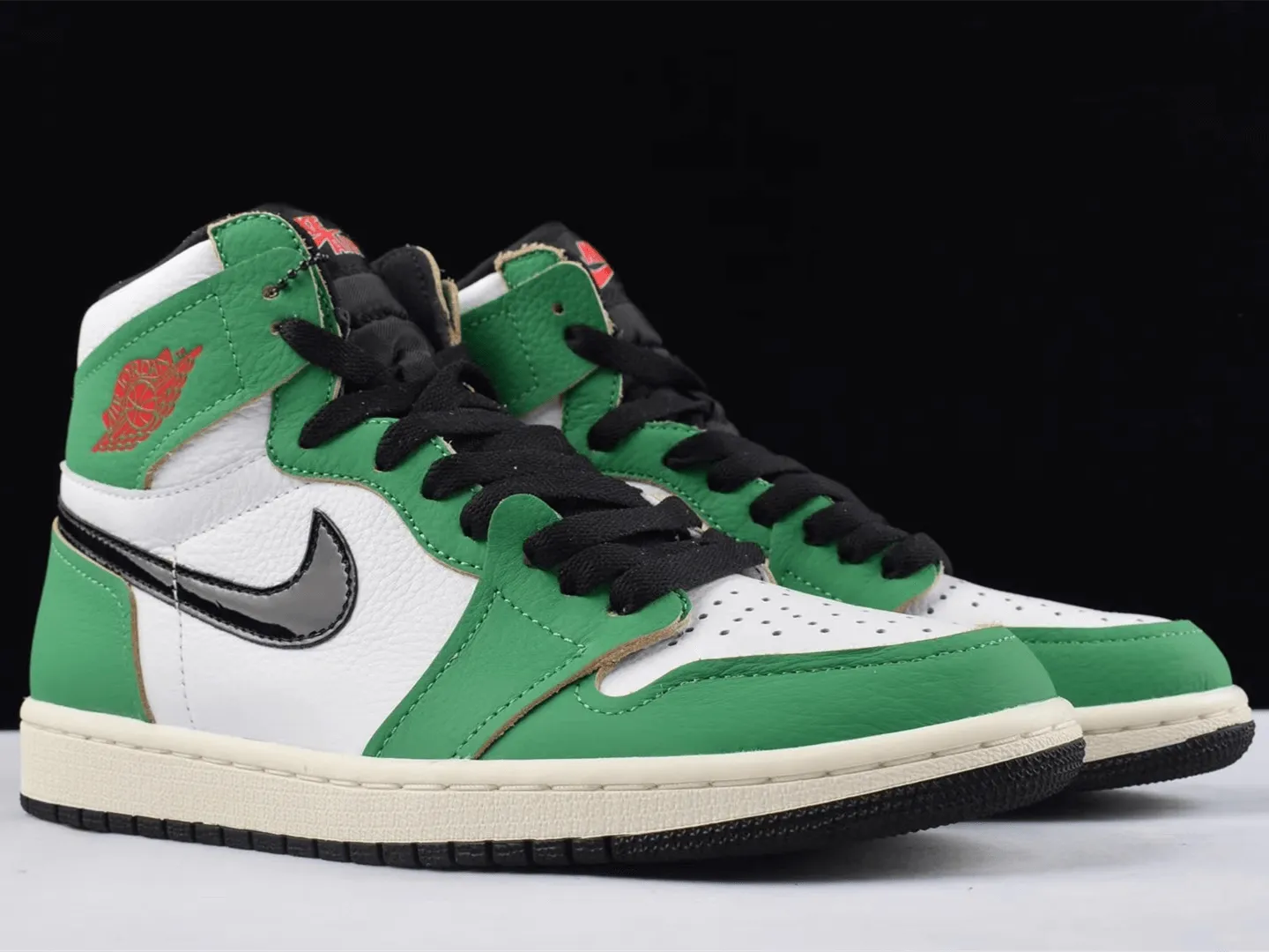 Jordan 1 Retro High OG "Lucky Green" - Image 9