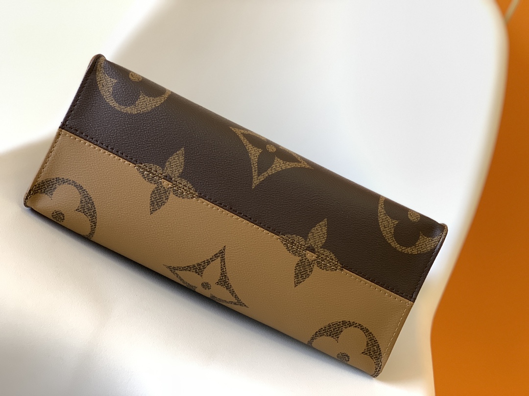 LV Onthego MM Bag - Image 4