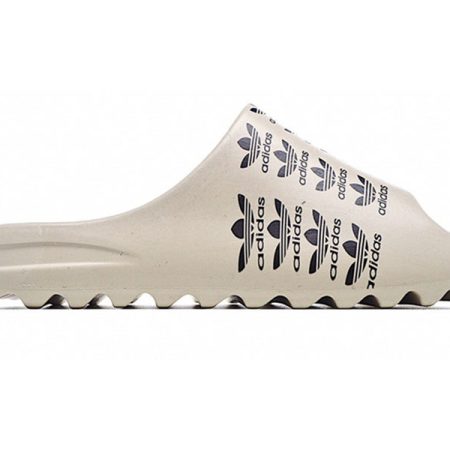 Yeezy Slides Logo FW6394 - Image 1