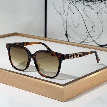 Gucci  Mirror leg Logo sunglasses Top quality - Image 1