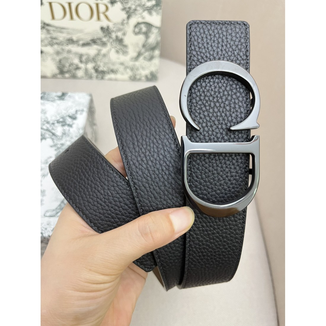 Dior cowhide and bottom leather, palladium plated pure steel buckle 35MM - Image 5