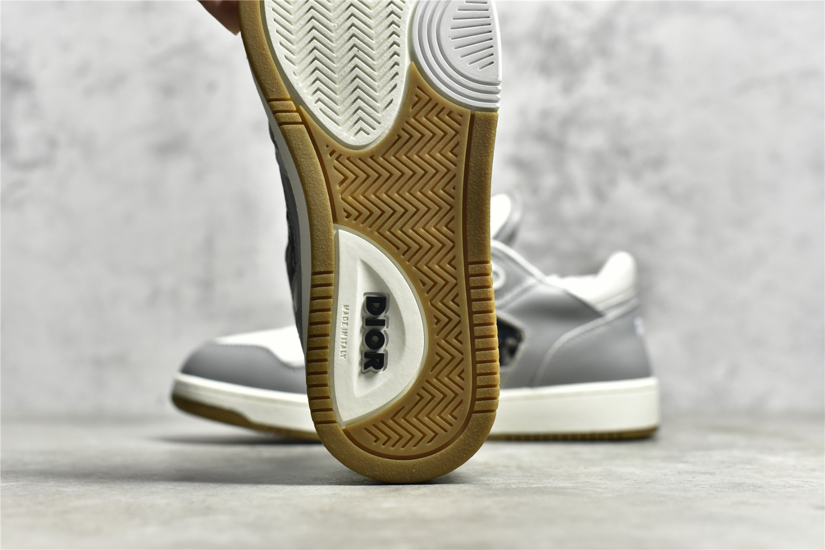 Dior B27 Sneakers Low-Top Gray (AA Version) - Image 8